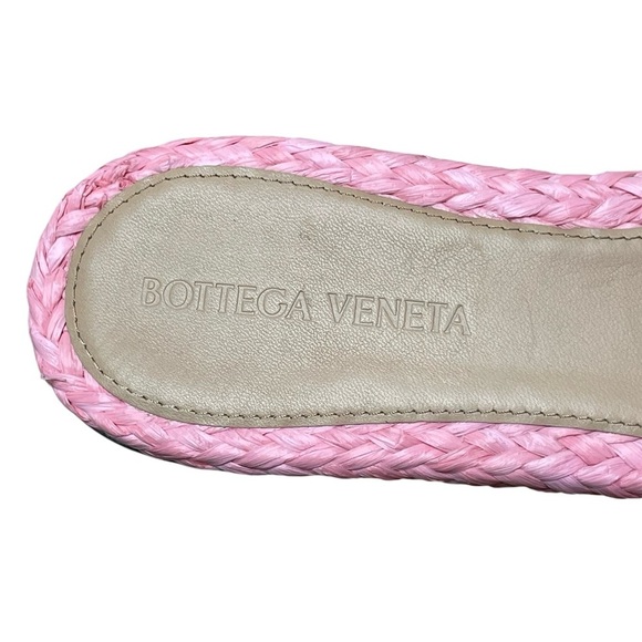 Bottega Veneta Pink Raffia Stretch Flat Sandals in Blossom Size 36 / US 6 - Picture 9 of 14